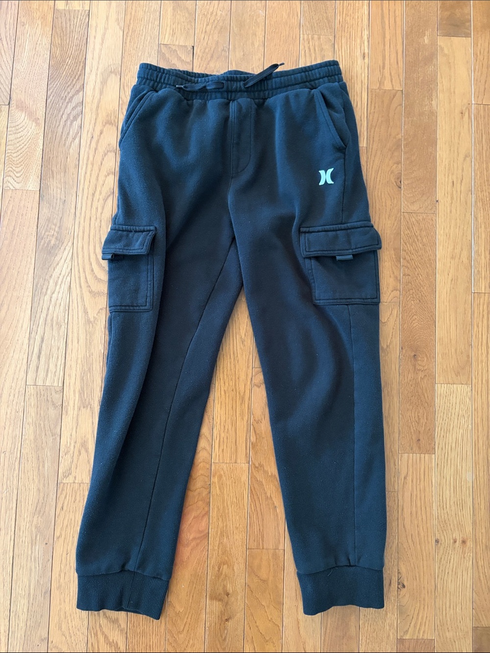 Hurley Black Kids Cargo Fleece Joggers with white Logo size large